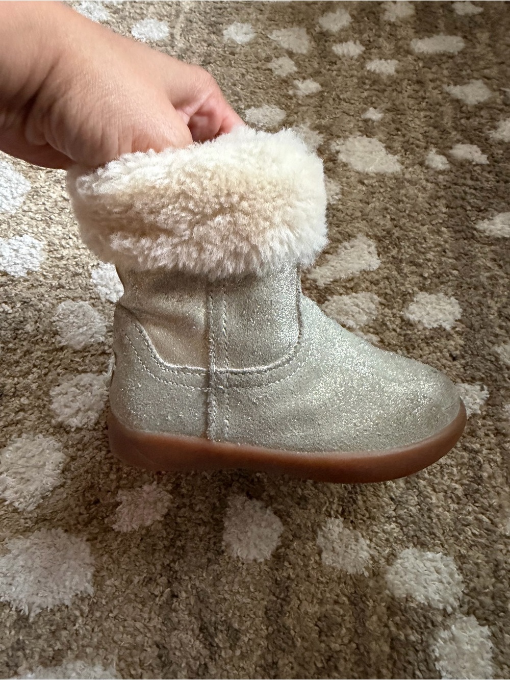 Toddler Ugg Jorie Metallic Boots ⭐️play condition